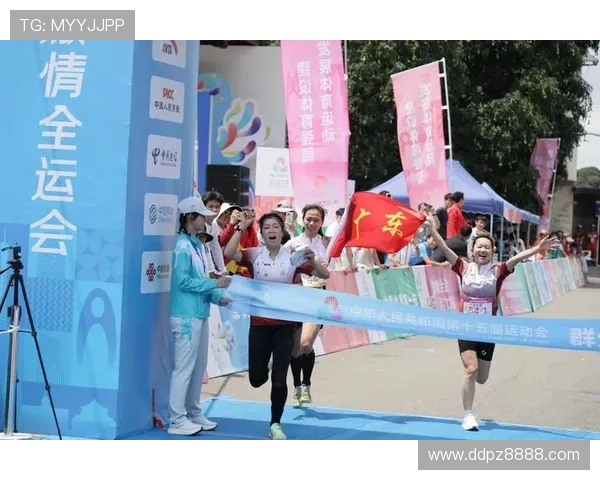 株洲伢子严浪宇：22.10 分高难度蹦出湖南十五运首金