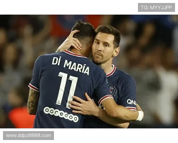 纳赛尔晤梅西妻子赠贝爵巴黎战袍，圣日耳曼温情延续传奇